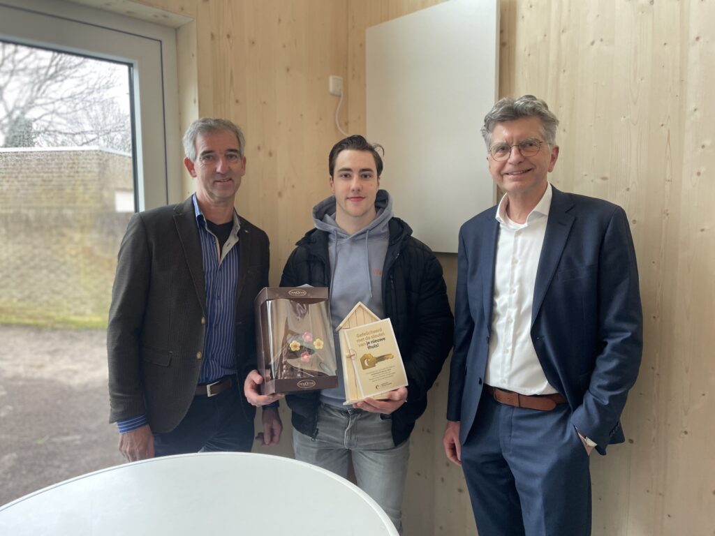 Feestelijke oplevering flexwoningen Wilhelminasingel