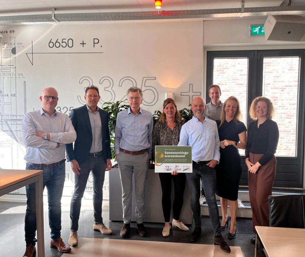 Ondertekening samenwerkingsovereenkomst Caspar de Haan en elk®